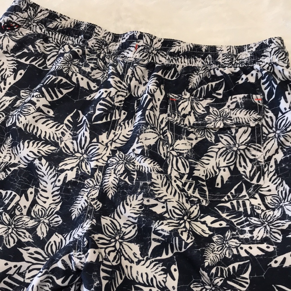 Men’s swimming trunks, Navy and white. - Picture 5 of 9